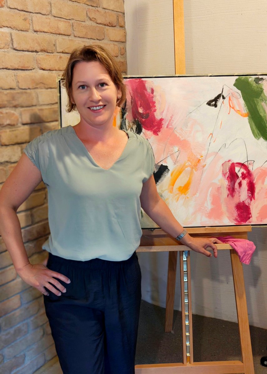 Nicole Zinsberger bei der Arbeit im Atelier